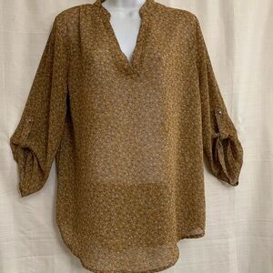 Women's Top Floral Size M